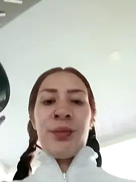 SAMANTHA-16  online show from February 27, 2025, 1:17 pm