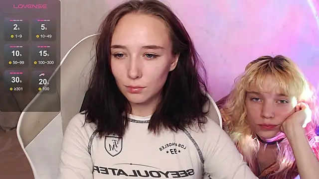 Snapshot of Robin_yourss chatting on September 18, 2025, 12:18 pm Robin yourss online show from September 18, 2025, 12:18 pm