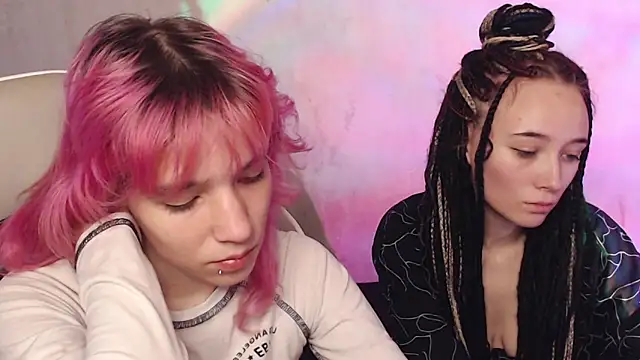 Snapshot of Robin_yourss chatting on November 17, 2025, 10:21 am Robin yourss online show from November 17, 2025, 10:21 am