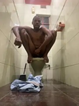 skyfall200 online show from February 1, 2026, 10:08 pm