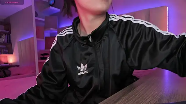 Megan mooree  online show from March 14, 2025, 11:45 am