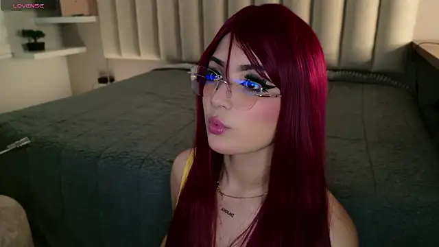 Megan mooree  online show from September 26, 2025, 12:53 pm