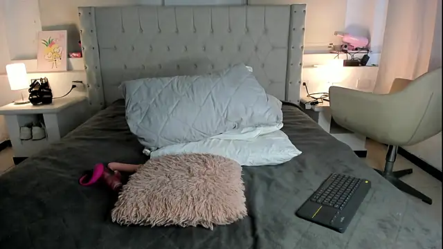 Snapshot of Gabycutee chatting on February 3, 2025, 11:05 pm Gabycutee online show from February 3, 2025, 11:05 pm