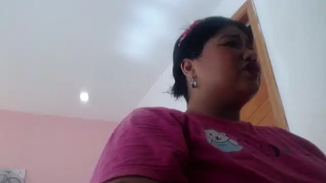Snapshot of Gabycutee chatting on February 8, 2026, 7:39 pm Gabycutee online show from February 8, 2026, 7:39 pm