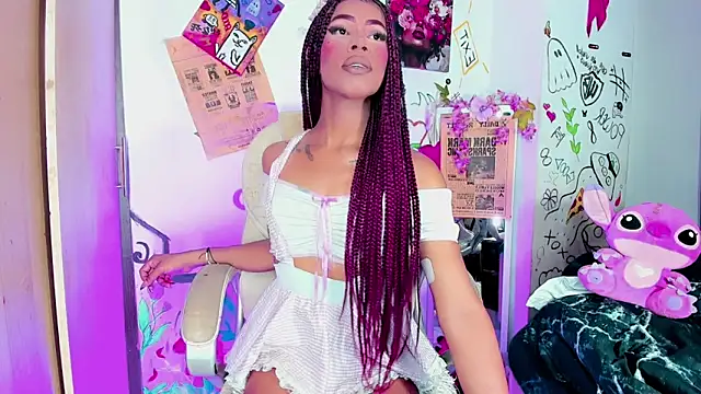 bloom444 online show from May 20, 2026, 3:45 am