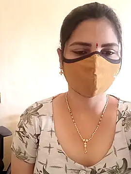 yourtamilcouple online show from March 4, 2025, 7:41 am