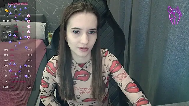 Alice Weiss online show from May 2, 2026, 10:09 am