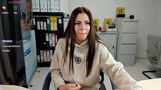 Snapshot of kilenyapatrice chatting on December 3, 2024, 11:55 am kilenyapatrice online show from December 3, 2024, 11:55 am