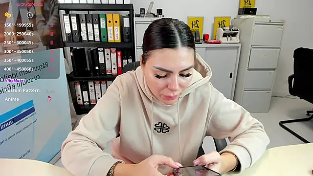 Snapshot of kilenyapatrice chatting on January 8, 2025, 12:26 pm kilenyapatrice online show from January 8, 2025, 12:26 pm