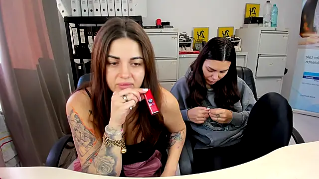 Snapshot of kilenyapatrice chatting on October 20, 2025, 1:22 pm kilenyapatrice online show from October 20, 2025, 1:22 pm