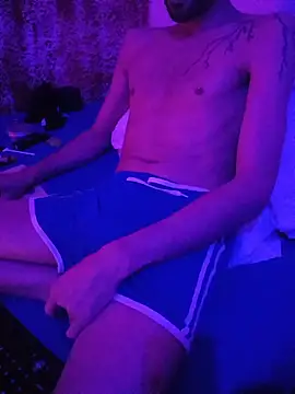 Snapshot of johngil0995 chatting on November 22, 2025, 8:24 am johngil0995 online show from November 22, 2025, 8:24 am