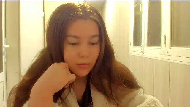 LunaXmii online show from December 18, 2025, 1:11 am