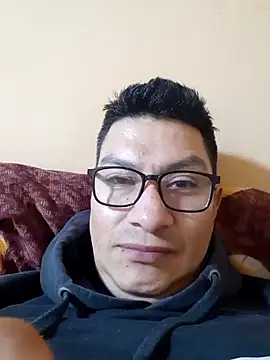 gioarcangel online show from February 7, 2025, 3:45 am