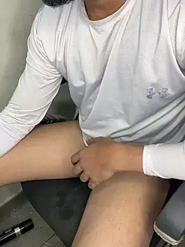 Snapshot of sexyboy09 chatting on December 12, 2024, 12:22 pm sexyboy09 online show from December 12, 2024, 12:22 pm