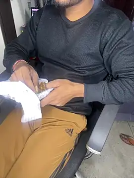 Snapshot of sexyboy09 chatting on December 19, 2024, 4:02 pm sexyboy09 online show from December 19, 2024, 4:02 pm