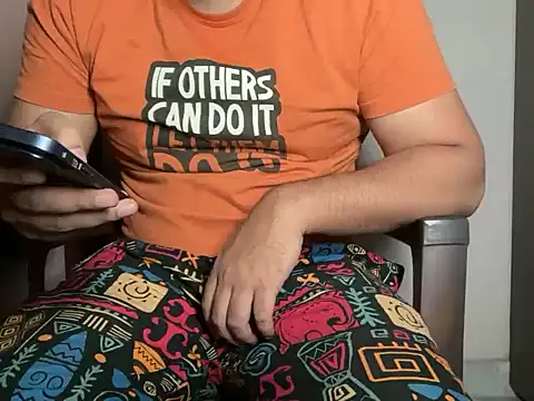 sexyboy09 online show from May 13, 2026, 9:22 pm