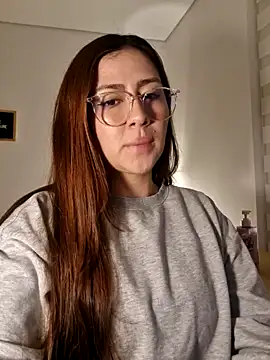 Snapshot of Rachel_t_ chatting on November 19, 2025, 4:45 am Rachel t online show from November 19, 2025, 4:45 am