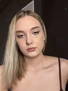 Alisa Rise online show from September 13, 2025, 4:51 pm