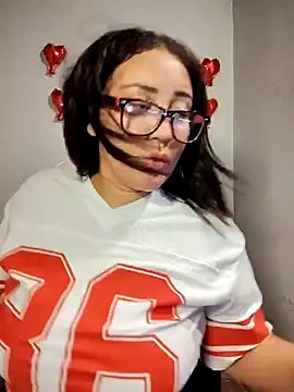 alexxaa96 online show from February 19, 2025, 2:23 am