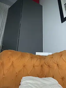 Snapshot of Curveysinaa chatting on March 11, 2025, 5:57 pm Curveysinaa online show from March 11, 2025, 5:57 pm