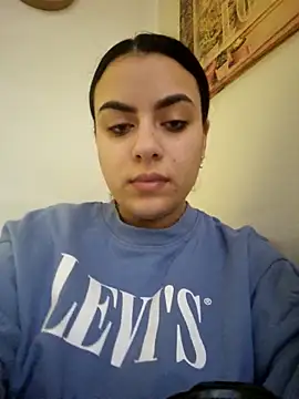 Snapshot of ElyzaIbarra chatting on February 28, 2025, 5:04 am ElyzaIbarra online show from February 28, 2025, 5:04 am