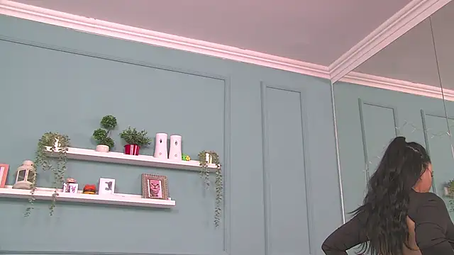 Snapshot of ElyzaIbarra chatting on March 9, 2025, 11:03 am ElyzaIbarra online show from March 9, 2025, 11:03 am