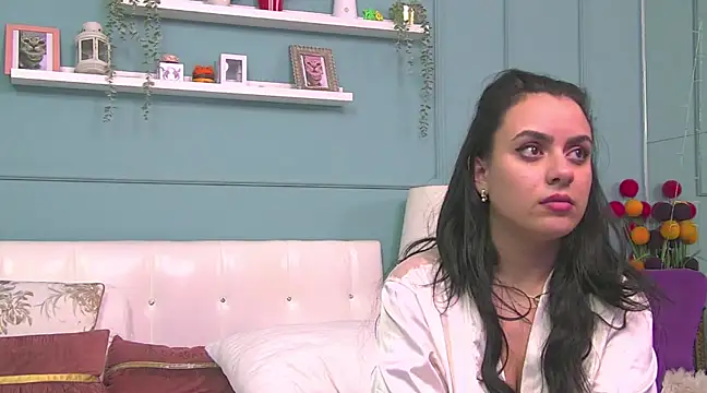 Snapshot of ElyzaIbarra chatting on March 20, 2025, 3:36 pm ElyzaIbarra online show from March 20, 2025, 3:36 pm