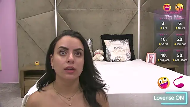 Snapshot of ElyzaIbarra chatting on September 25, 2025, 5:11 am ElyzaIbarra online show from September 25, 2025, 5:11 am