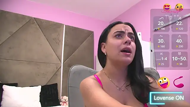 Snapshot of ElyzaIbarra chatting on November 15, 2025, 5:38 am ElyzaIbarra online show from November 15, 2025, 5:38 am