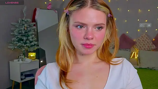 Red  Candy online show from January 10, 2026, 3:03 pm