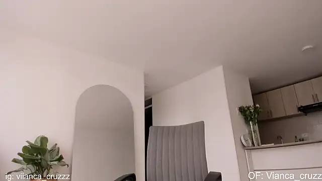 Snapshot of vianca_cruzz chatting on January 30, 2025, 6:32 pm vianca cruzz online show from January 30, 2025, 6:32 pm