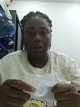 Snapshot of sarhita_cocoa chatting on October 15, 2025, 4:40 pm sarhita cocoa online show from October 15, 2025, 4:40 pm