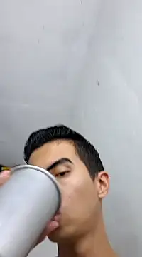 Snapshot of Velk_hot chatting on December 10, 2024, 3:22 pm Velk hot online show from December 10, 2024, 3:22 pm