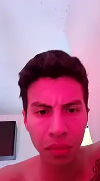 Snapshot of Velk_hot chatting on December 15, 2024, 2:37 pm Velk hot online show from December 15, 2024, 2:37 pm