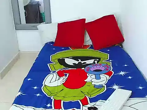 Snapshot of Velk_hot chatting on November 22, 2025, 8:30 pm Velk hot online show from November 22, 2025, 8:30 pm