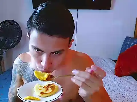 Velk hot online show from May 1, 2026, 1:59 pm