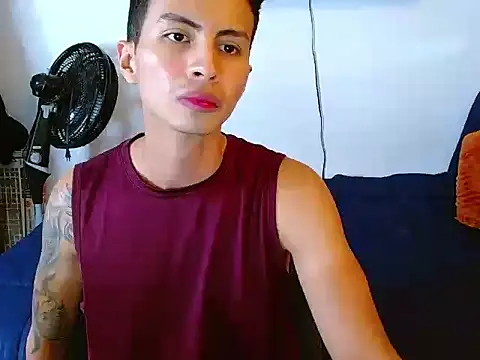 Snapshot of Velk_hot chatting on July 29, 2026, 3:10 pm Velk hot online show from July 29, 2026, 3:10 pm