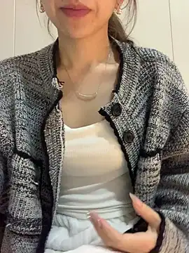 Aimeil online show from December 7, 2024, 3:25 am