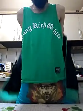 Snapshot of vulpe8400 chatting on March 14, 2025, 5:57 pm vulpe8400 online show from March 14, 2025, 5:57 pm