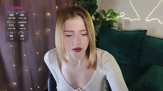 jenny bunny  online show from January 10, 2026, 1:29 am