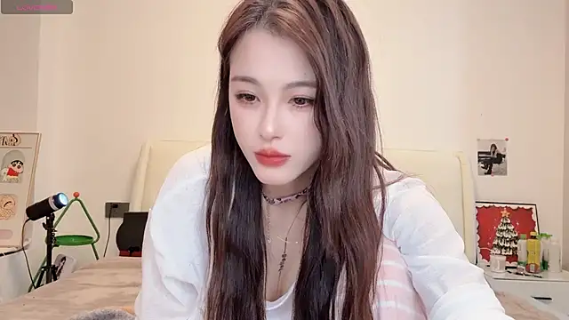 Snapshot of Neyllar chatting on February 12, 2025, 7:24 pm Neyllar online show from February 12, 2025, 7:24 pm