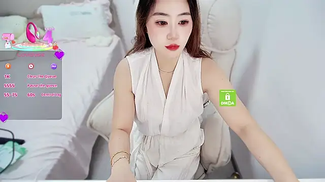 Feifei-cn online show from July 8, 2026, 12:04 am