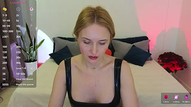 AlisssaRose online show from February 11, 2026, 8:58 pm