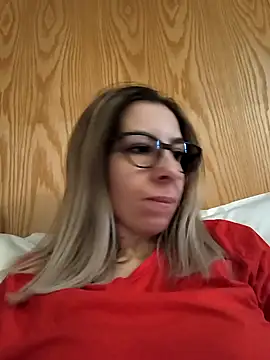 Snapshot of SukyGirl chatting on January 9, 2025, 12:41 pm SukyGirl online show from January 9, 2025, 12:41 pm