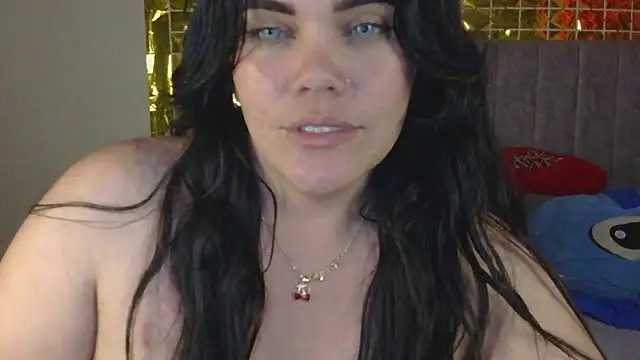 Snapshot of blue_angel33 chatting on March 6, 2025, 5:14 am blue angel33 online show from March 6, 2025, 5:14 am