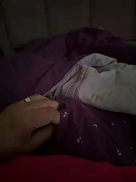 cryptoman1119 online show from February 28, 2025, 1:36 pm