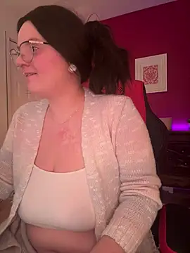 Sweetleeahxx online show from January 4, 2025, 1:31 am