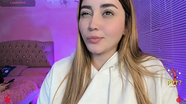 Snapshot of Lucia_star__ chatting on February 18, 2025, 2:38 am Lucia star online show from February 18, 2025, 2:38 am