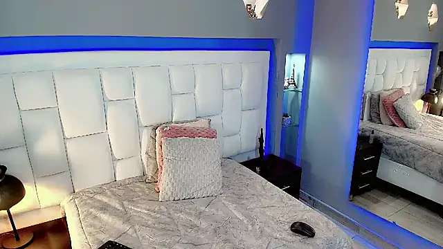 CuteAri online show from January 31, 2025, 12:17 am