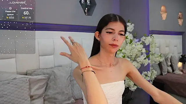 CuteAri online show from September 16, 2025, 8:21 pm